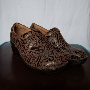 b.o.c. Womens Peggy Clog